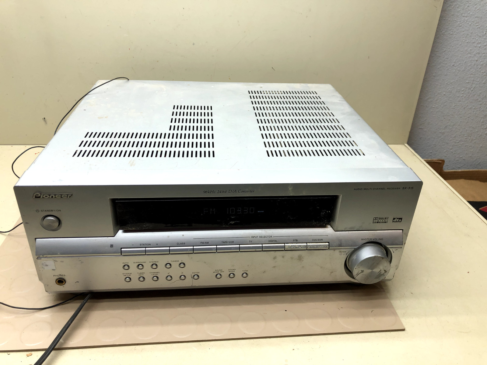 Pioneer SX-315 FM Stereo/AM AV Receiver Amplifier - No Remote