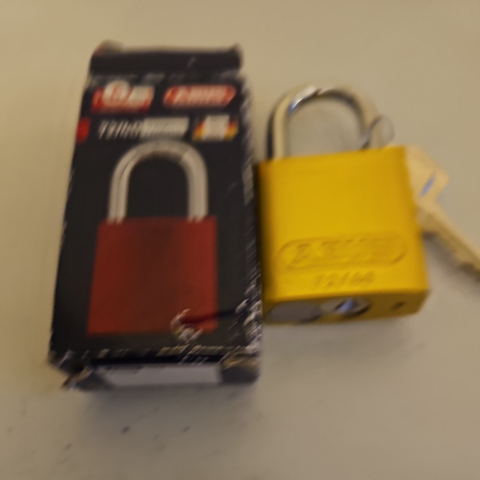 Abus 72/40 Aluminum Lock Out Pad Gold