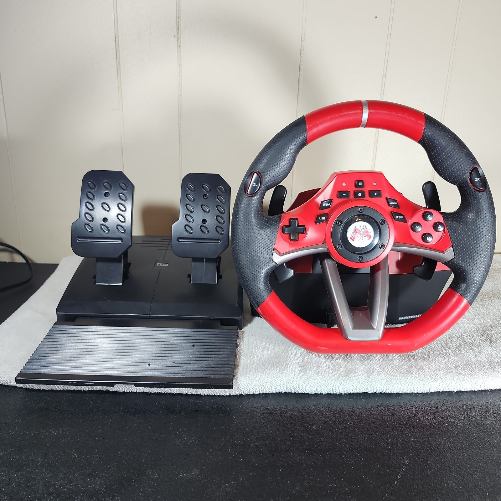 Hori Mario Kart Racing Wheel Pro Deluxe Nintendo Switch NSW-228 Tested