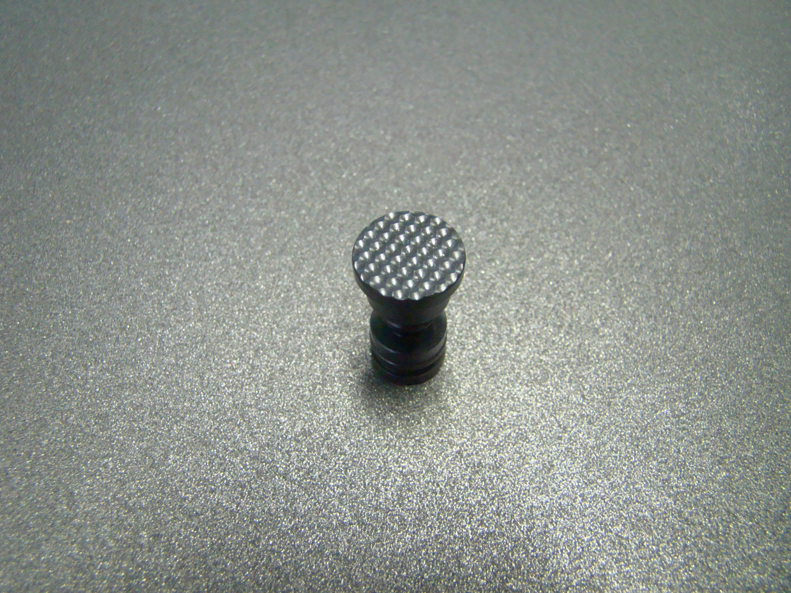 Remington 870 , 1100 , 1187 Extended Safety Black oxide Honey comb pattern
