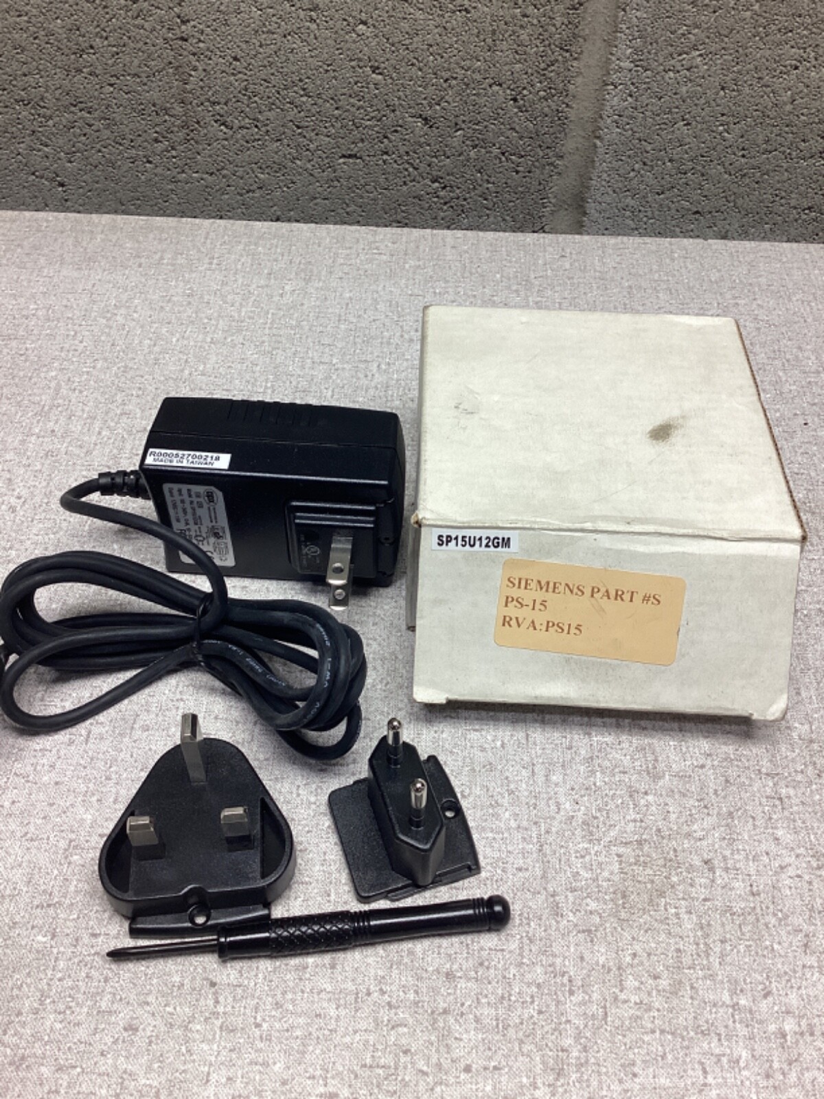 APX Technologies Inc. SA071113 Adaptable Power Supply #108PT85FML