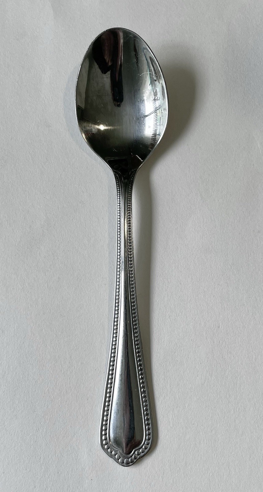 CAMBRIDGE SILVER KYRA BEADED SCALLOPED TIP SOUP SPOON.