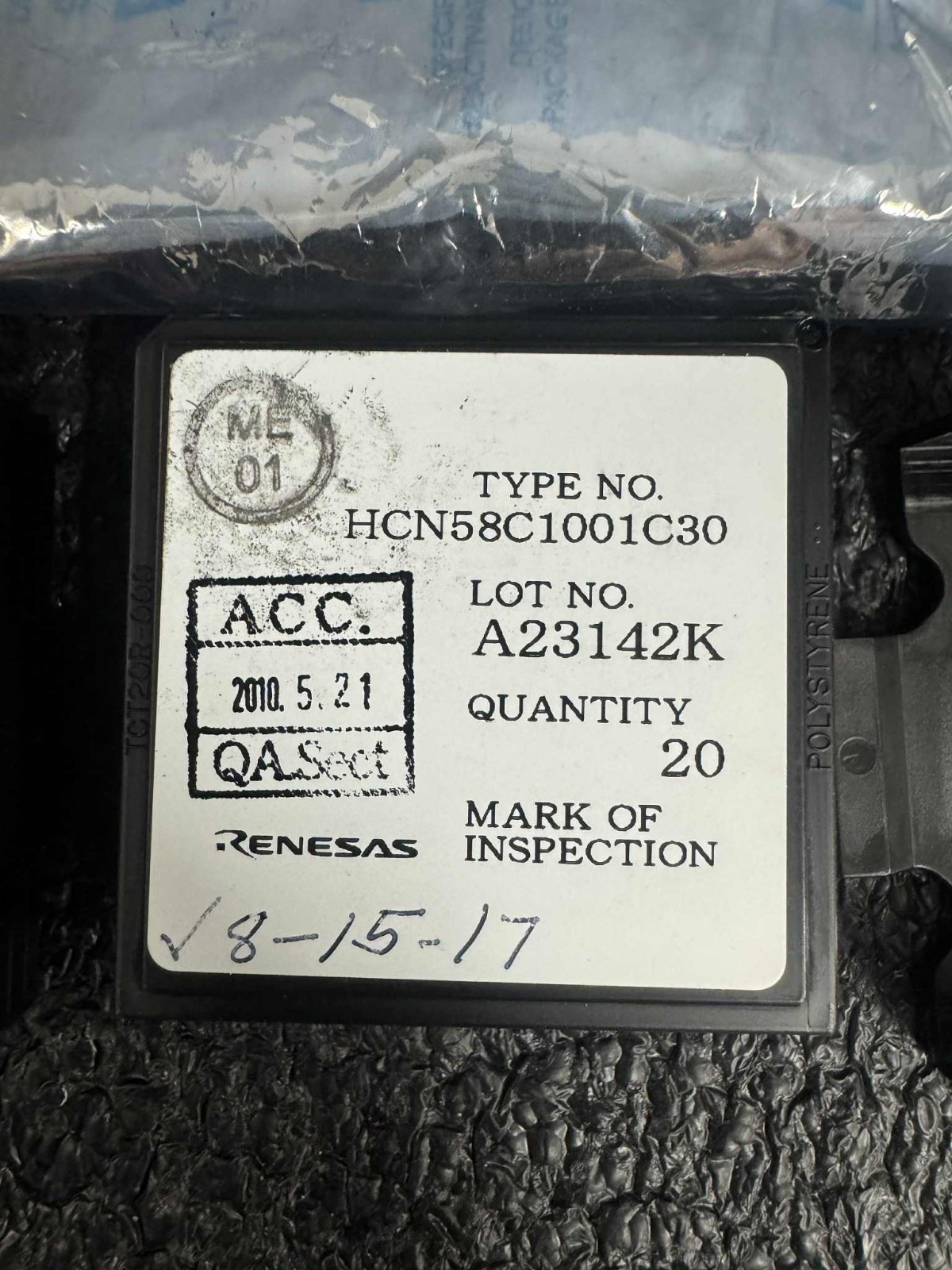 Renesas HCN58C1001C30 1M EEPROM 128-kword 8-bit Ready/Busy and RESfunction