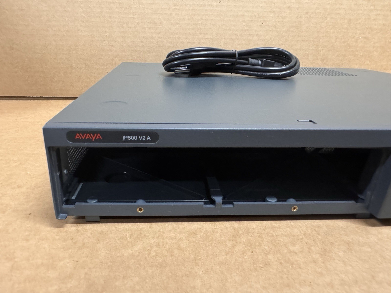 Avaya IP Office 500 IP500 V2A Control Unit 700514867