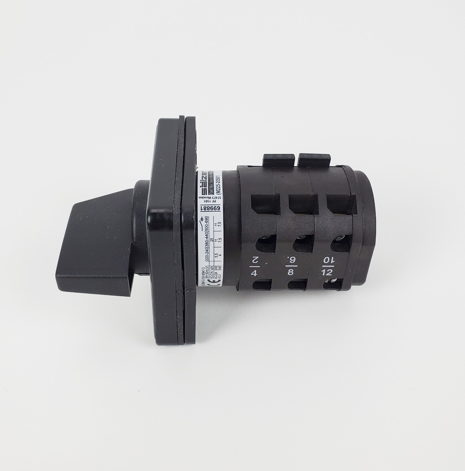 Salzer M225-SE0737 Rotary Cam Switch, New!