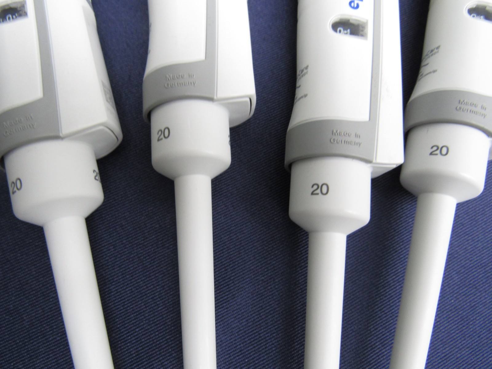 Eppendorf Research Plus 2-20uL Adjustable single channel Pipette CALIBRATED