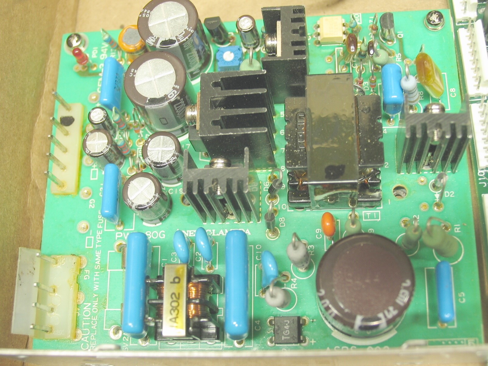 LAMBADA 5V+ 15V Inverter ( LVT-40-144-B )