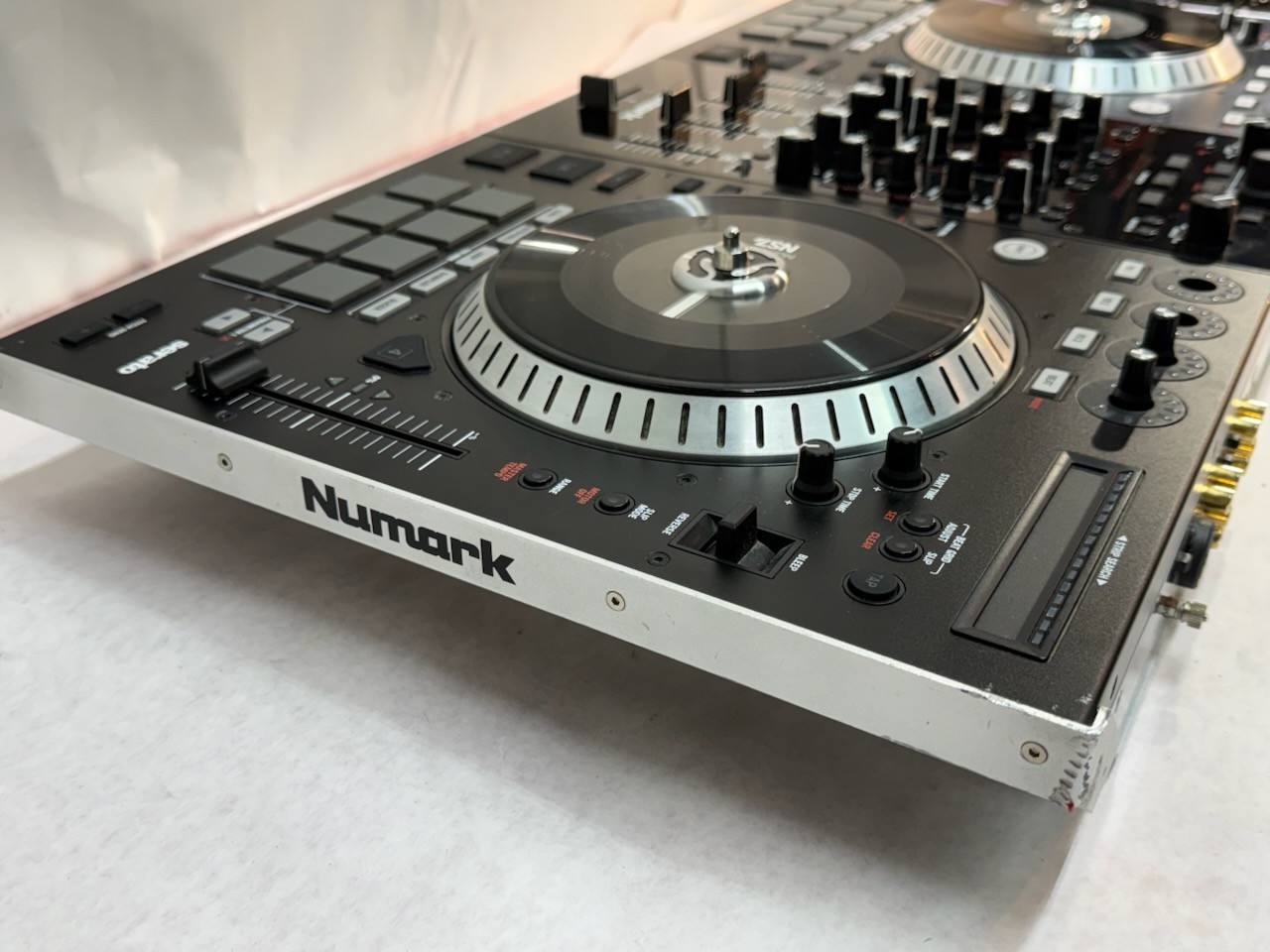 Numark NS7II 4 Channel Motorized Digital DJ Controller & Mixer *READ