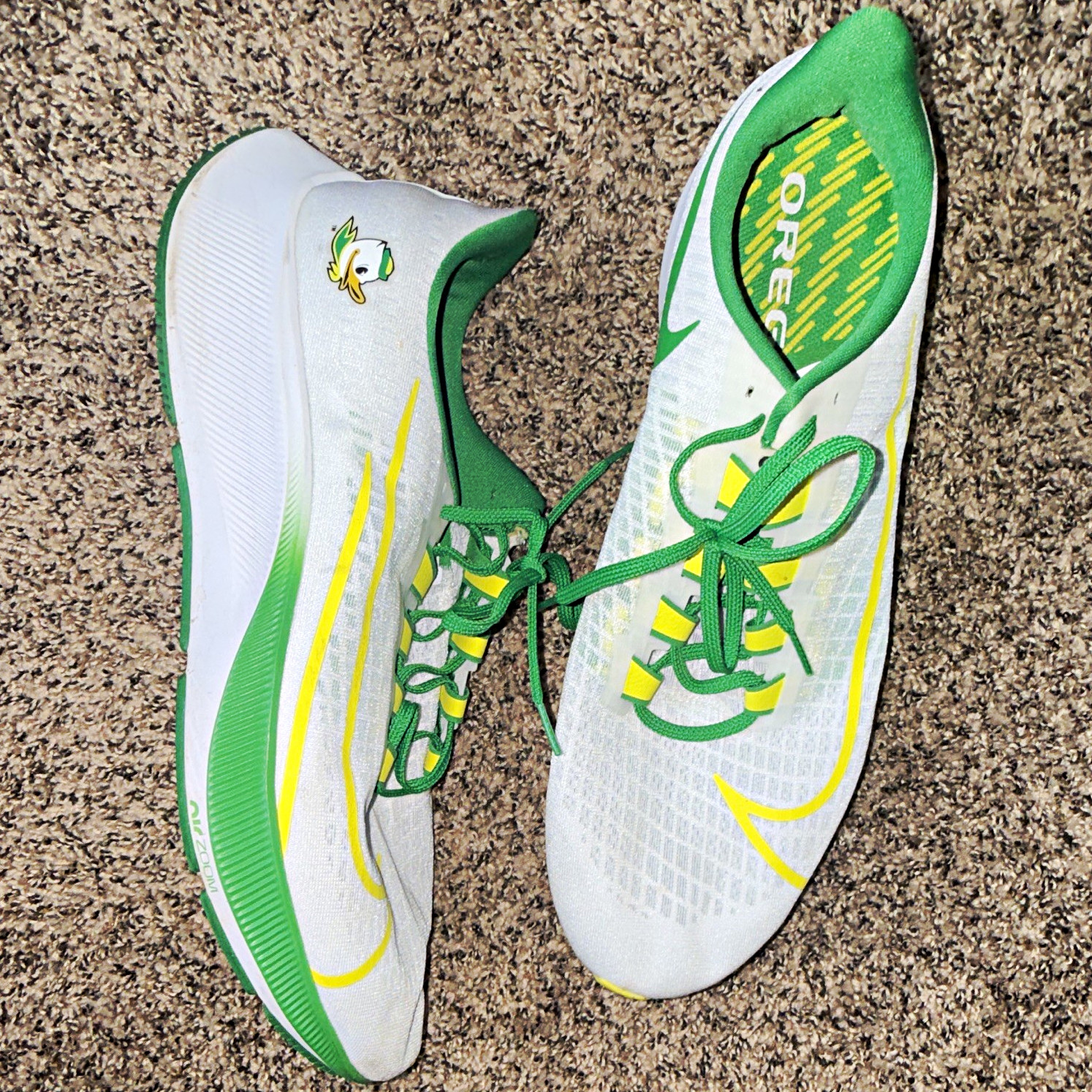 Nike size 15 Air Zoom Pegasus Oregon White/Green/Yellow Mesh Running Sneakers