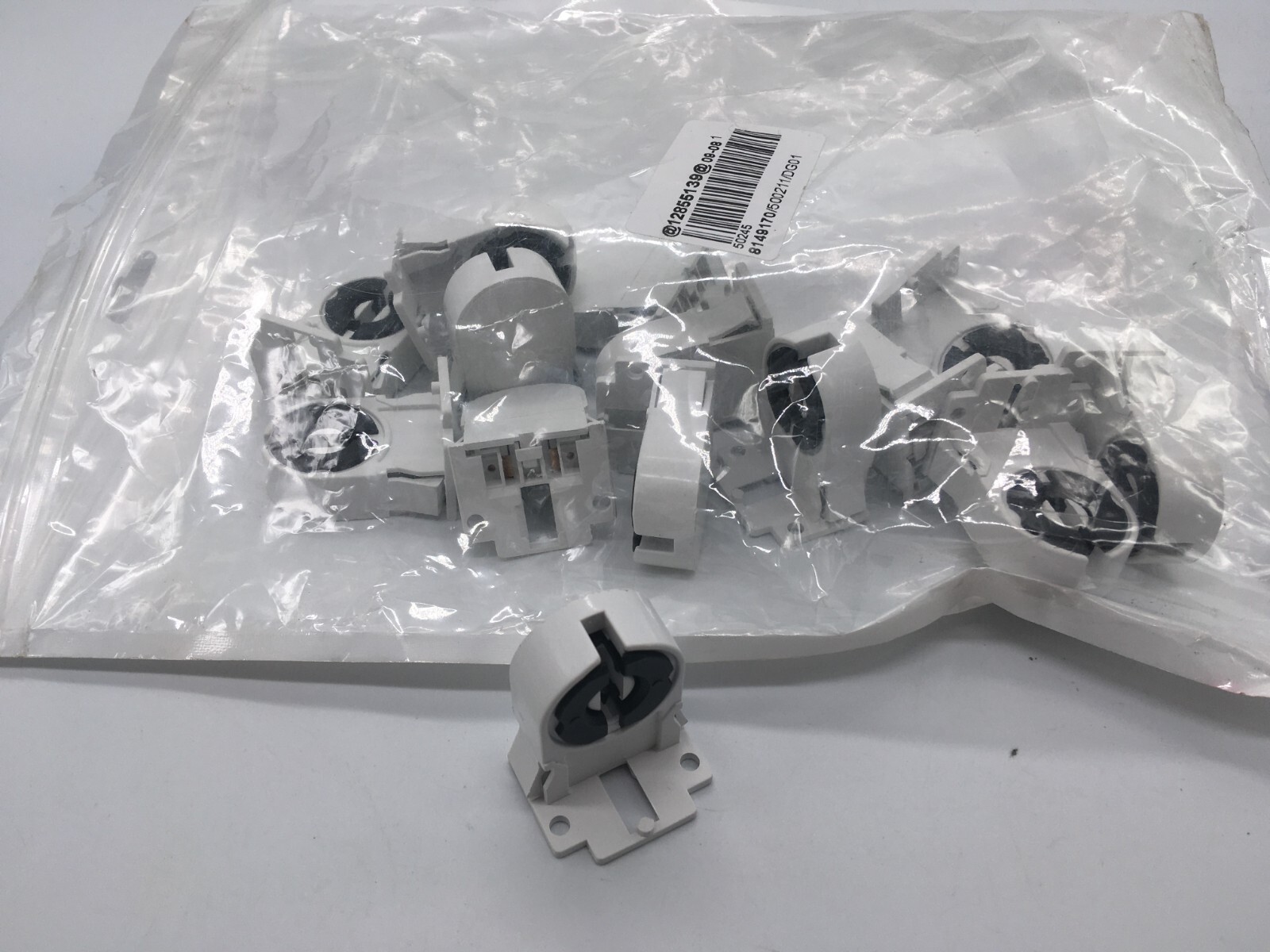 LOT of 14. T8/G13 Fluorescent Lamp Holder Heat-Resistant Lamp Holder WY4