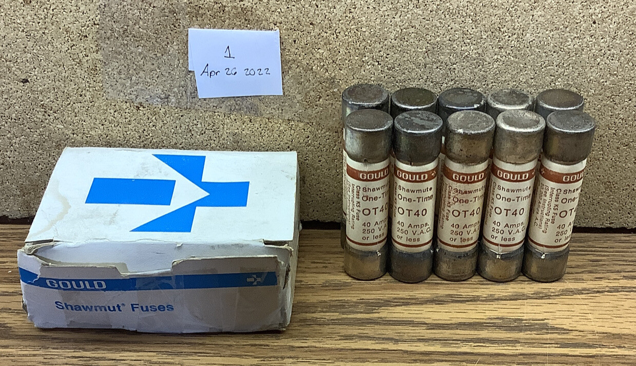 LOT OF 10 GOULD OT40 ONE TIME 40 AMP FUSES