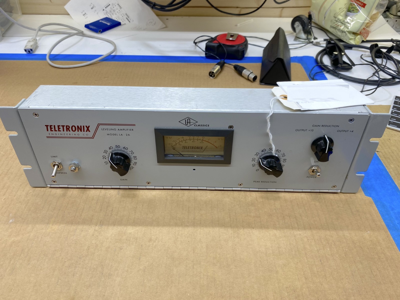 Universal Audio Teletronix LA-2A Classic Leveling Amplifier LA2A Reissue Used