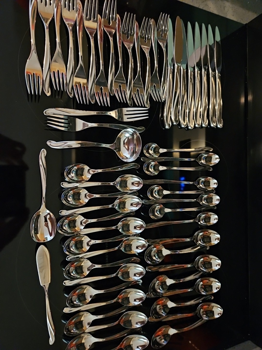 Stainless By International Tradewinds Jamaica Flatware Set 4l Pieces Grace China