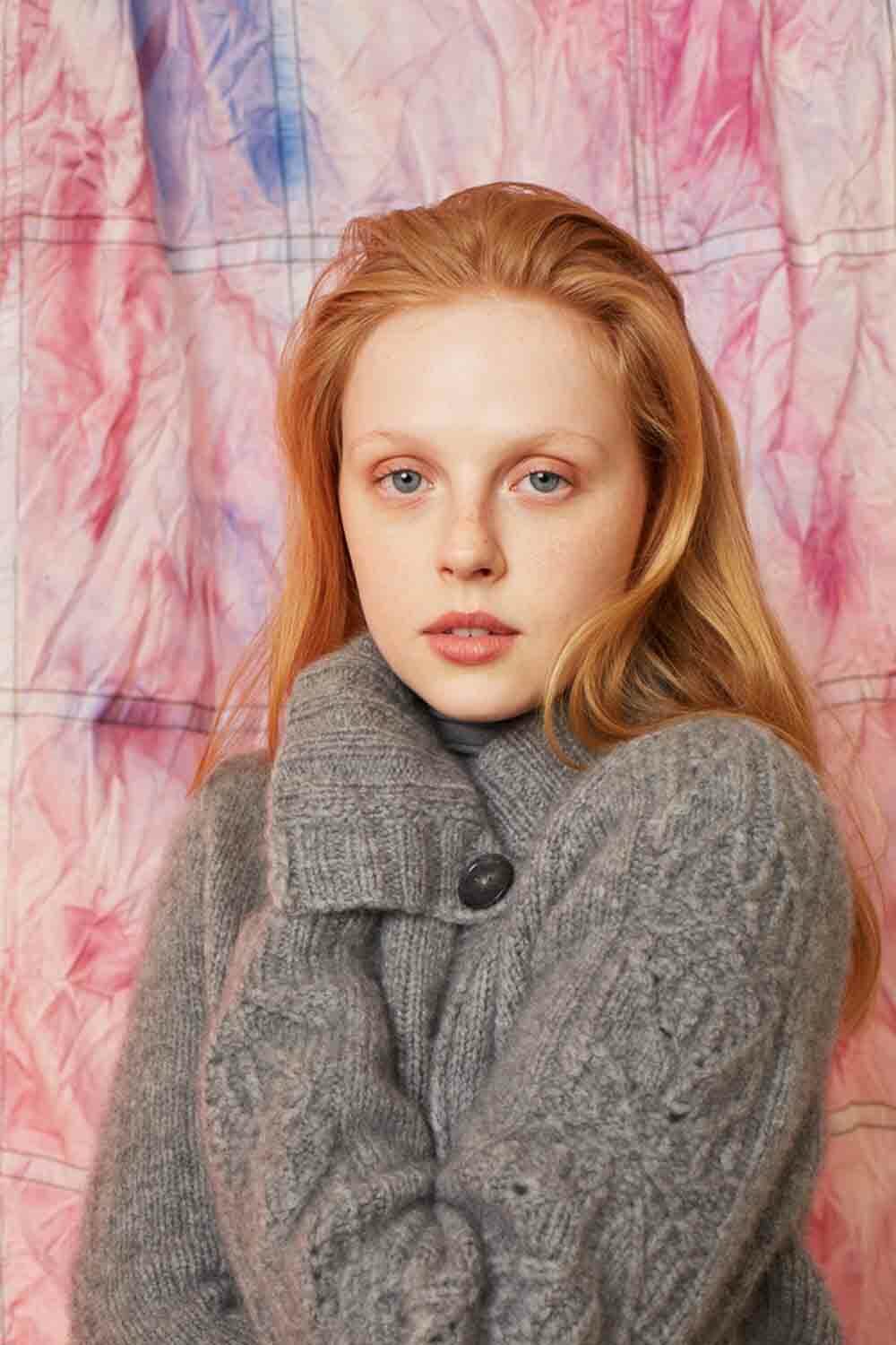 Jacket - Lang Yarns Cashmere Light - Model Package Knitting Package With A