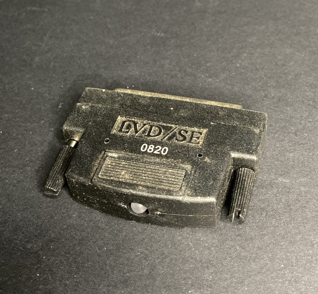 10006525-501 SCSI LVD/SE HD68 Male Pin External Terminator 10006525501