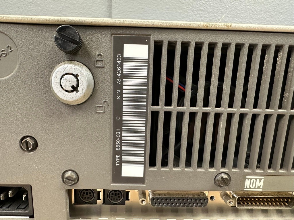 IBM Personal System/2 PS/2 Model 50 8550-031 Computer