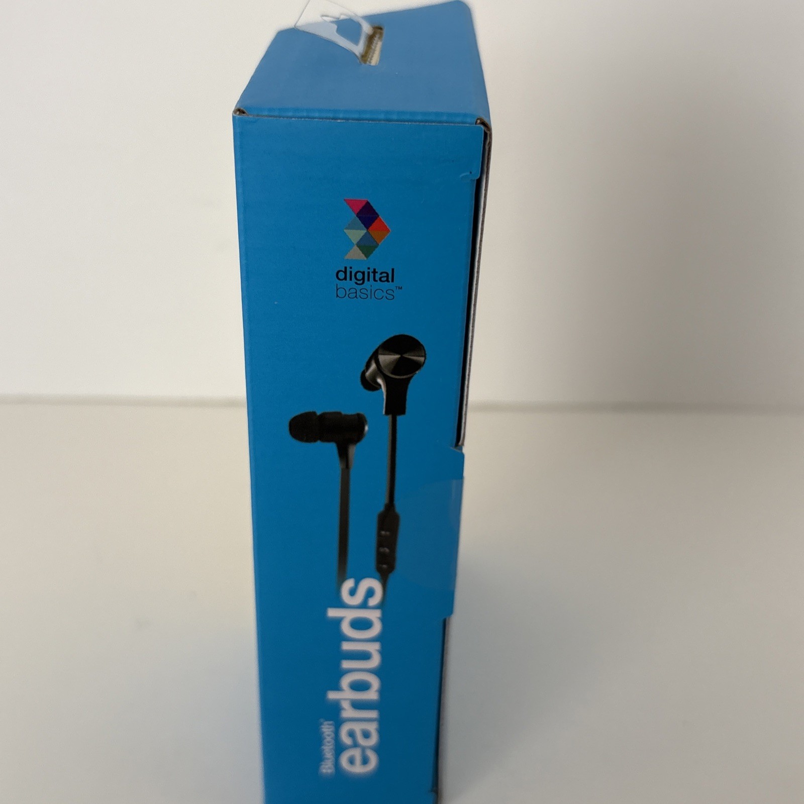 Digital Basics Bluetooth Earbuds White New in Box Fast Charge