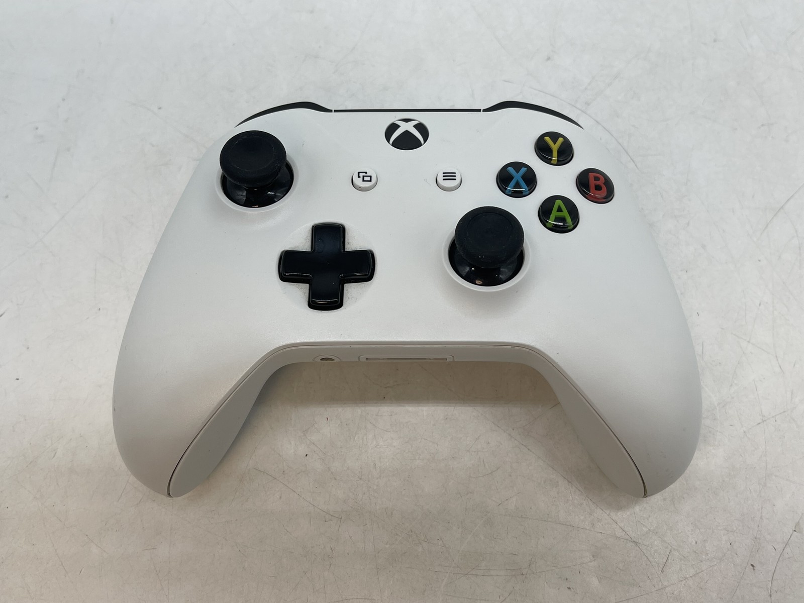 Microsoft Xbox One Wireless Controller 1708 White Free Shipping