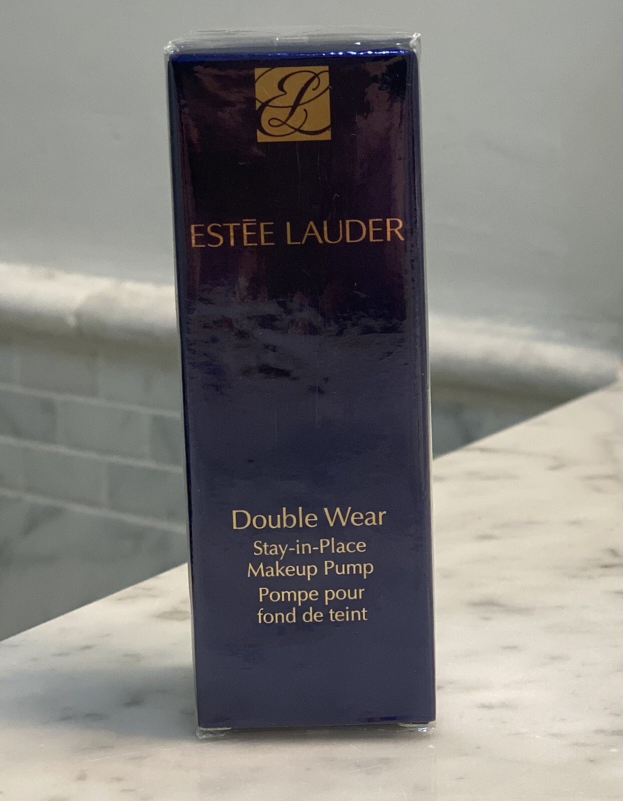 SEALED NIB Double Wear Stay-In-Place MAKEUP PUMP Foundation New In Box Base NEW