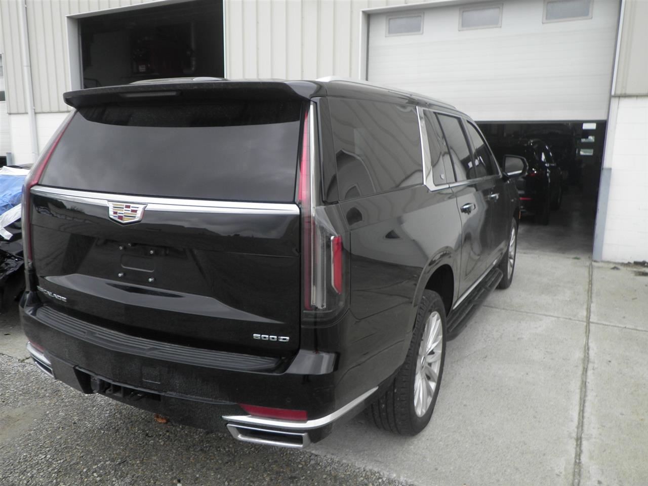 2023 Escalade ESV Upper Air Shutter 3.0L
