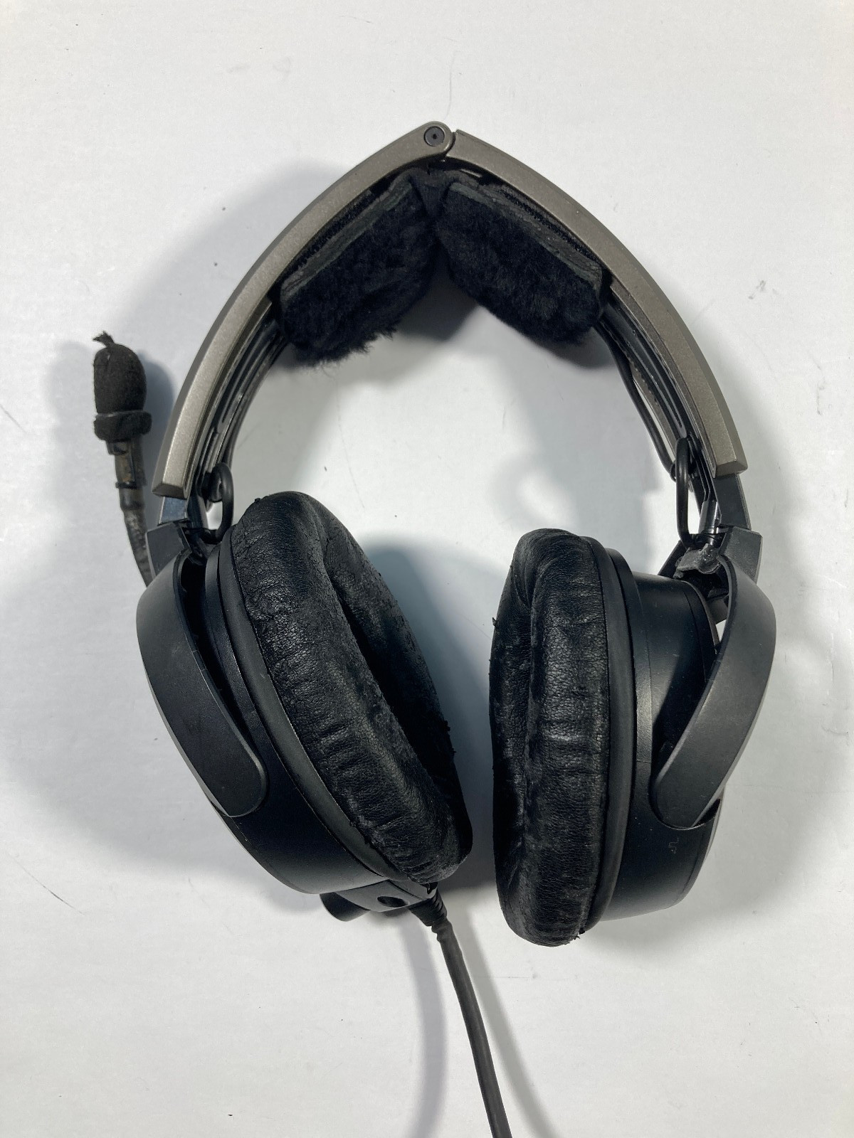 Bose A20 Aviation Headset Dual GA Plug with Bluetooth + Soft Case Used Condition