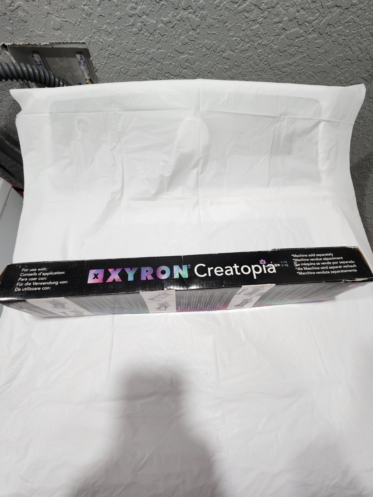 Xyron Patternz Creatopia Embossing Tool Scrapbooking spiral Roller Set in Box