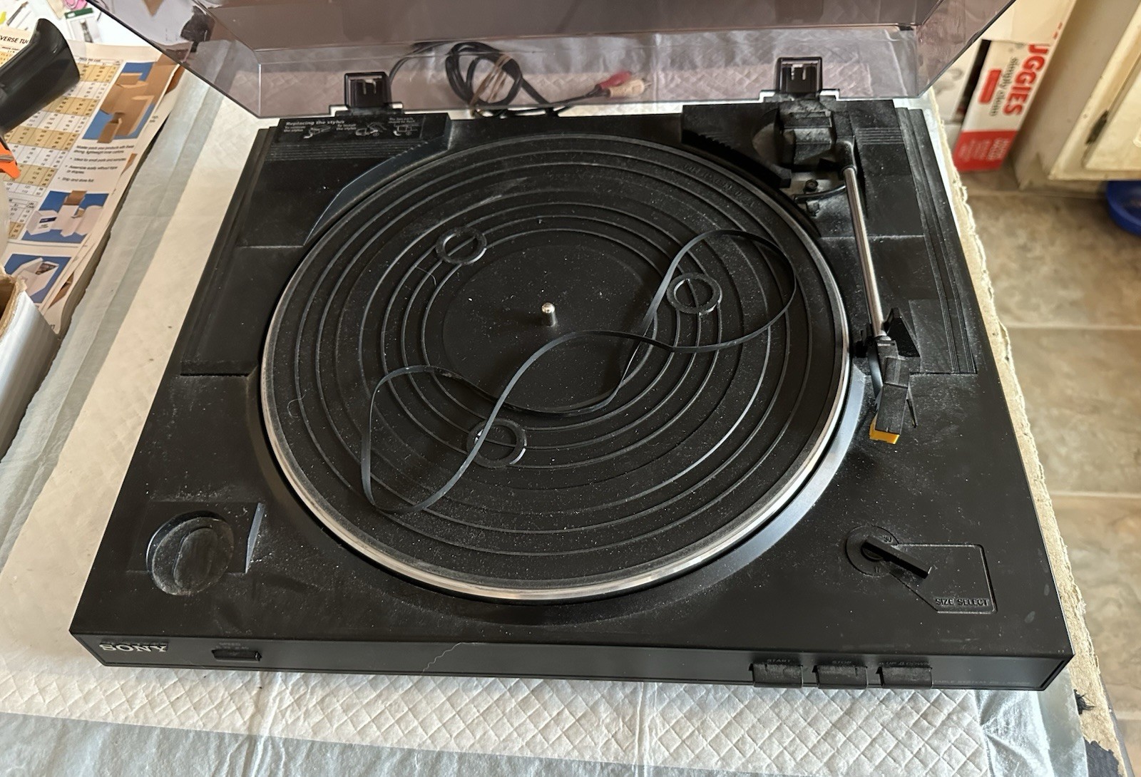 Sony Stereo Turntable System Model PS-LX250H