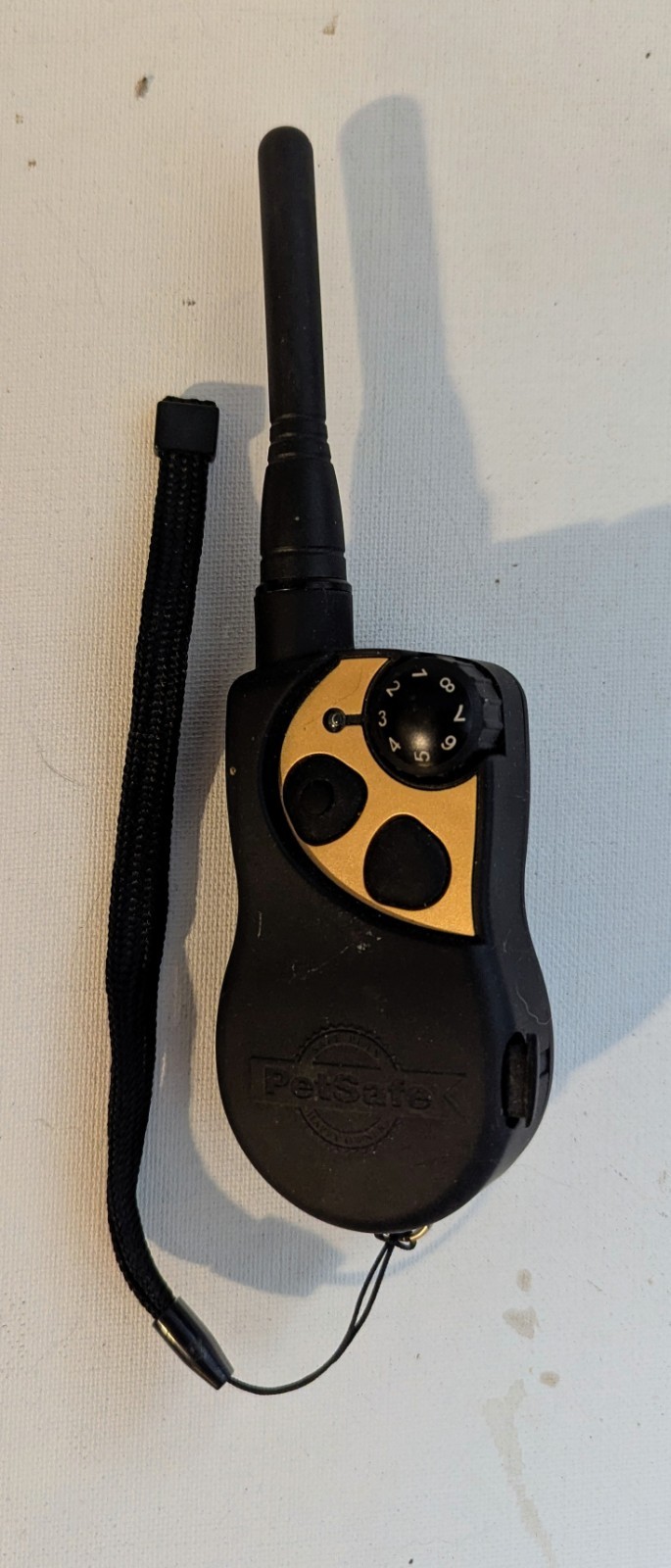 PET SAFE RFA-543 REMOTE CONTROL TRANSMITTER ONLY UNTESTED