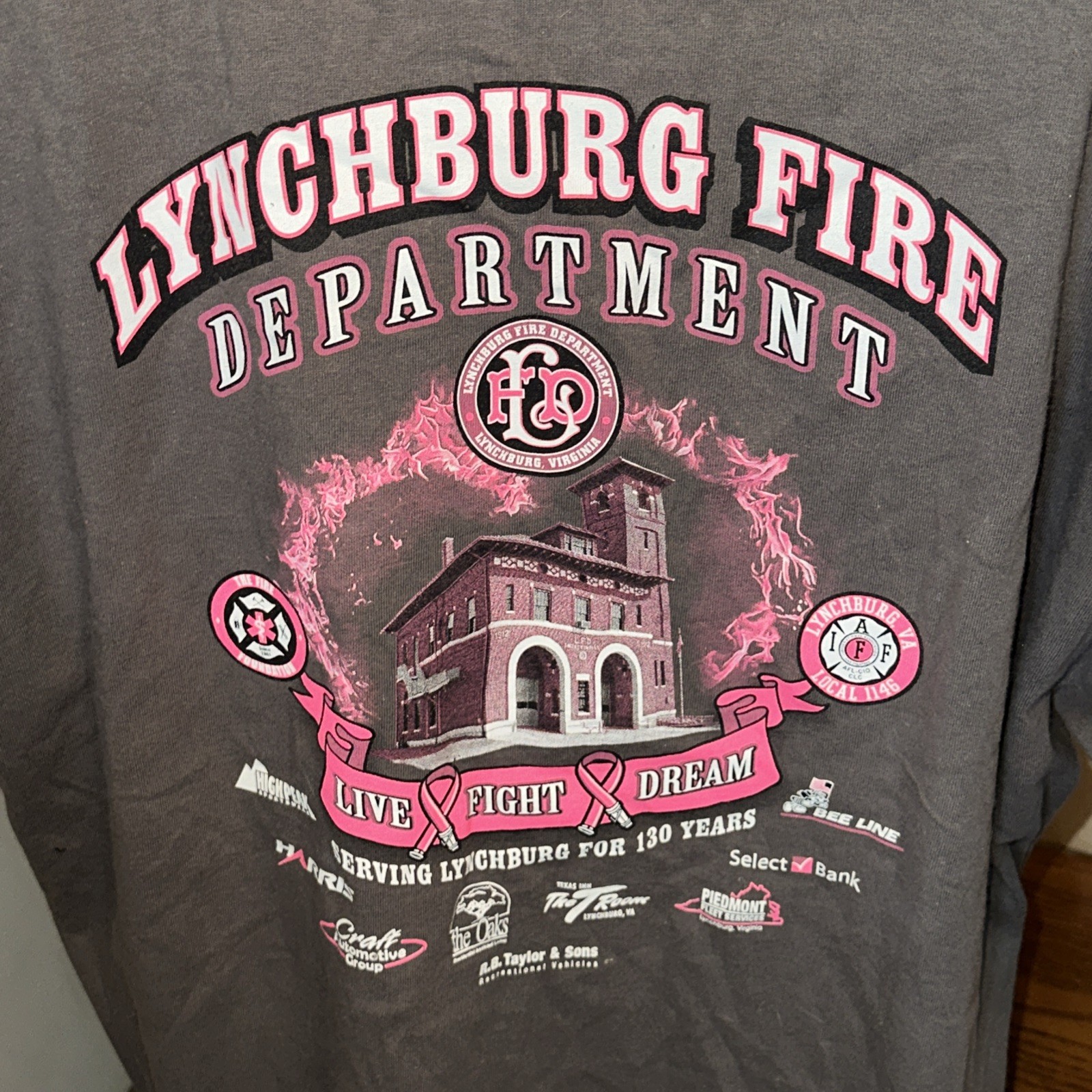LYNCHBURG VIRGINIA Breast Cancer Awareness Firefighter Fire T SHIRT Sz XL ❤️382