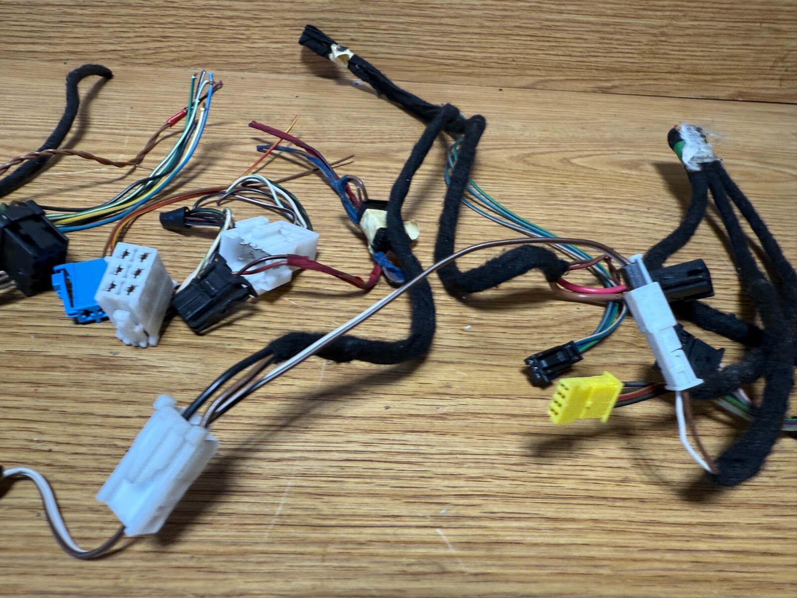 Mercedes-Bens Wiring From 2003 E320 W211 Bag 4 Wiring