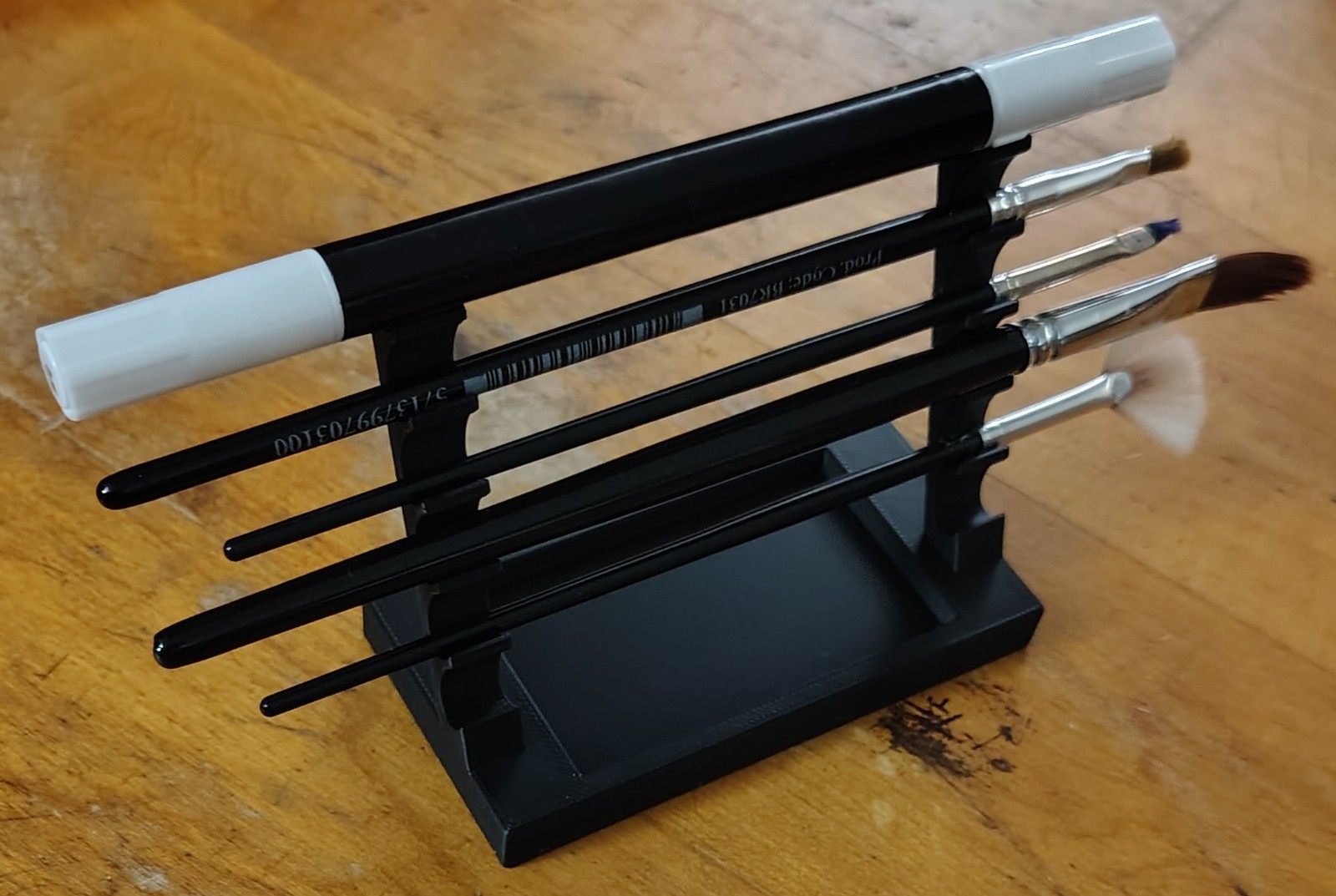 Horizontal Paintbrush Stand (CC BY, 3d Printed, Black PLA)