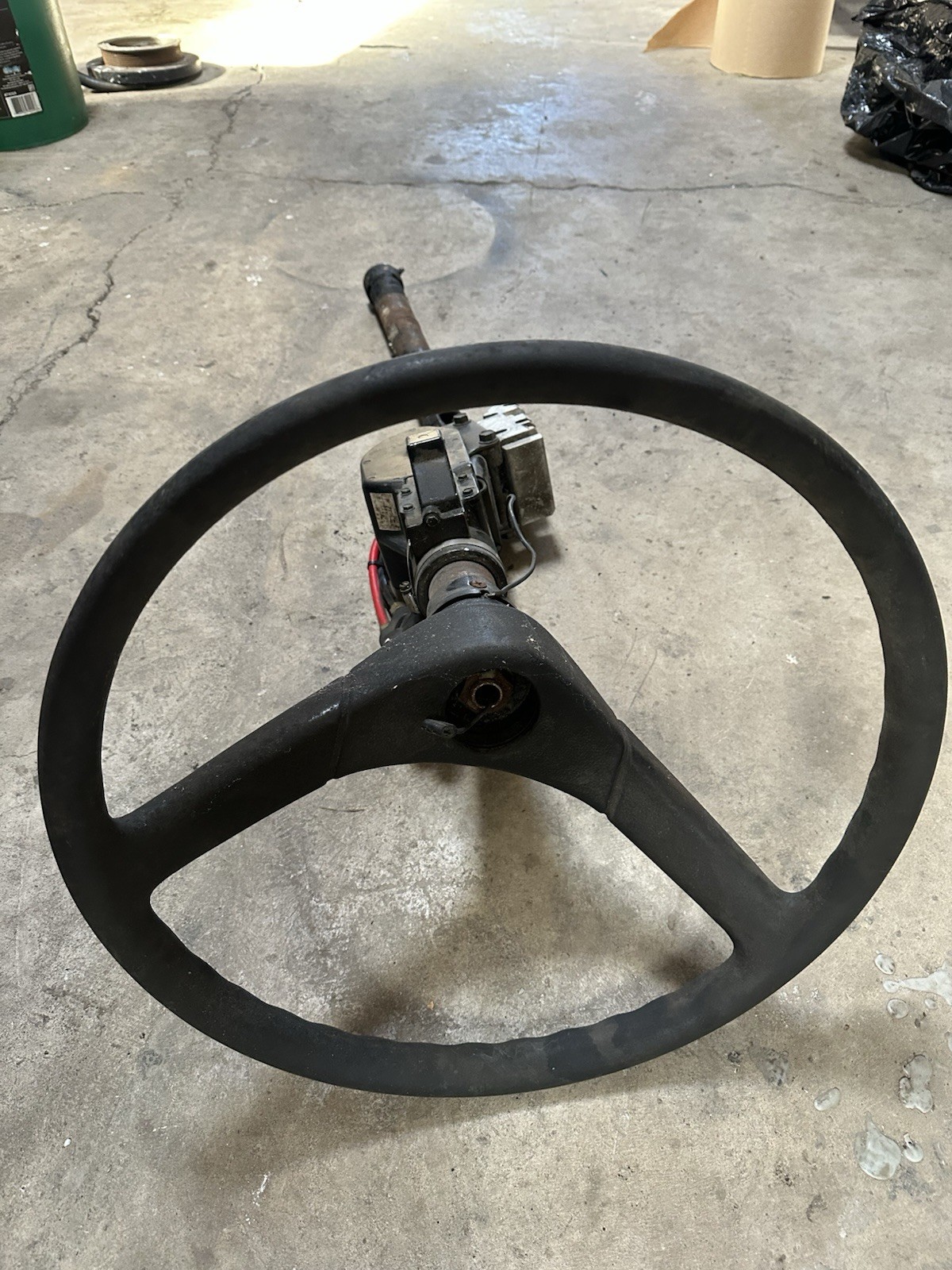 Freightliner FLD120 Steering Column - Used