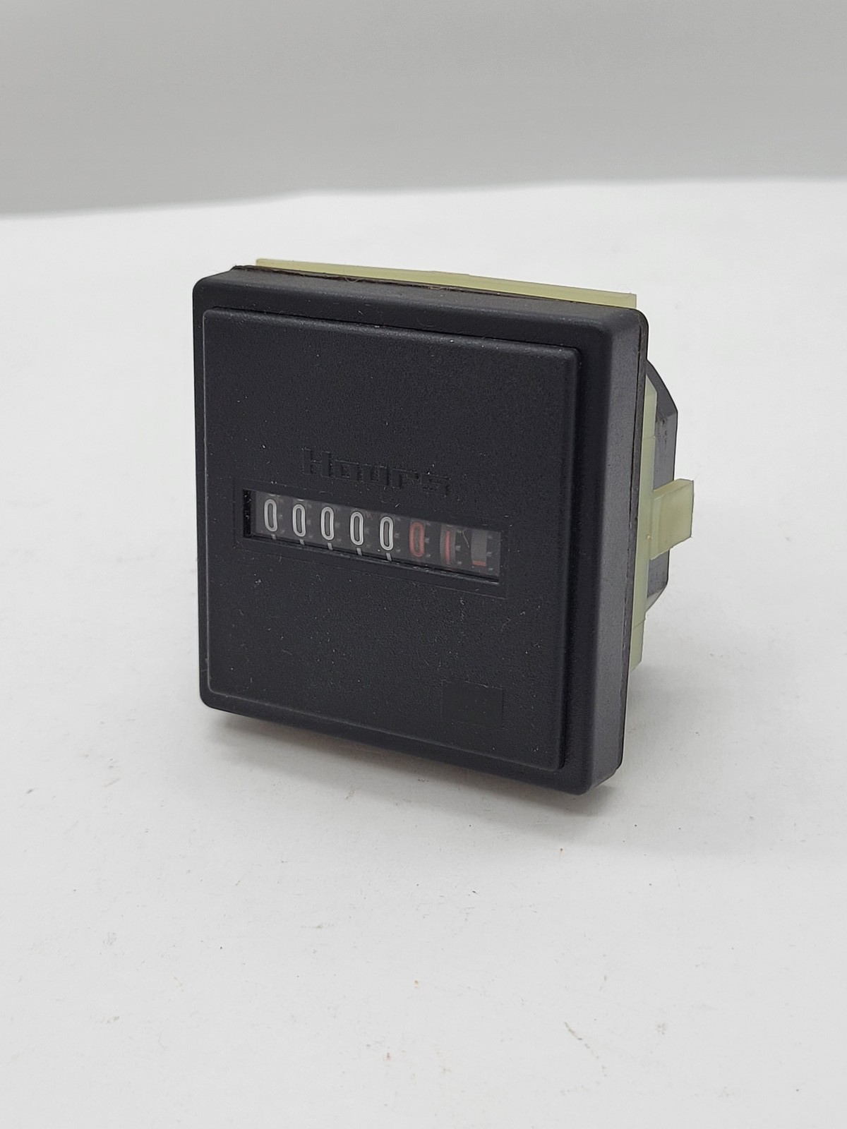 Fritz Kubler 3.220.401.084 Mechanical Hour Meter H57-55 100/130V 0.7VA 7-Digit