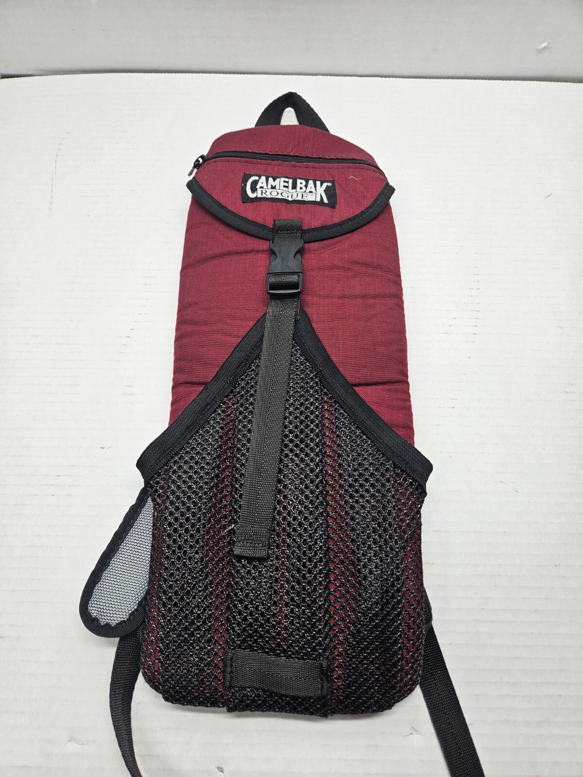 Camelbak Rogue Hydration Backpack 2L Bladder Maroon Black EUC Clean Hiking Walk