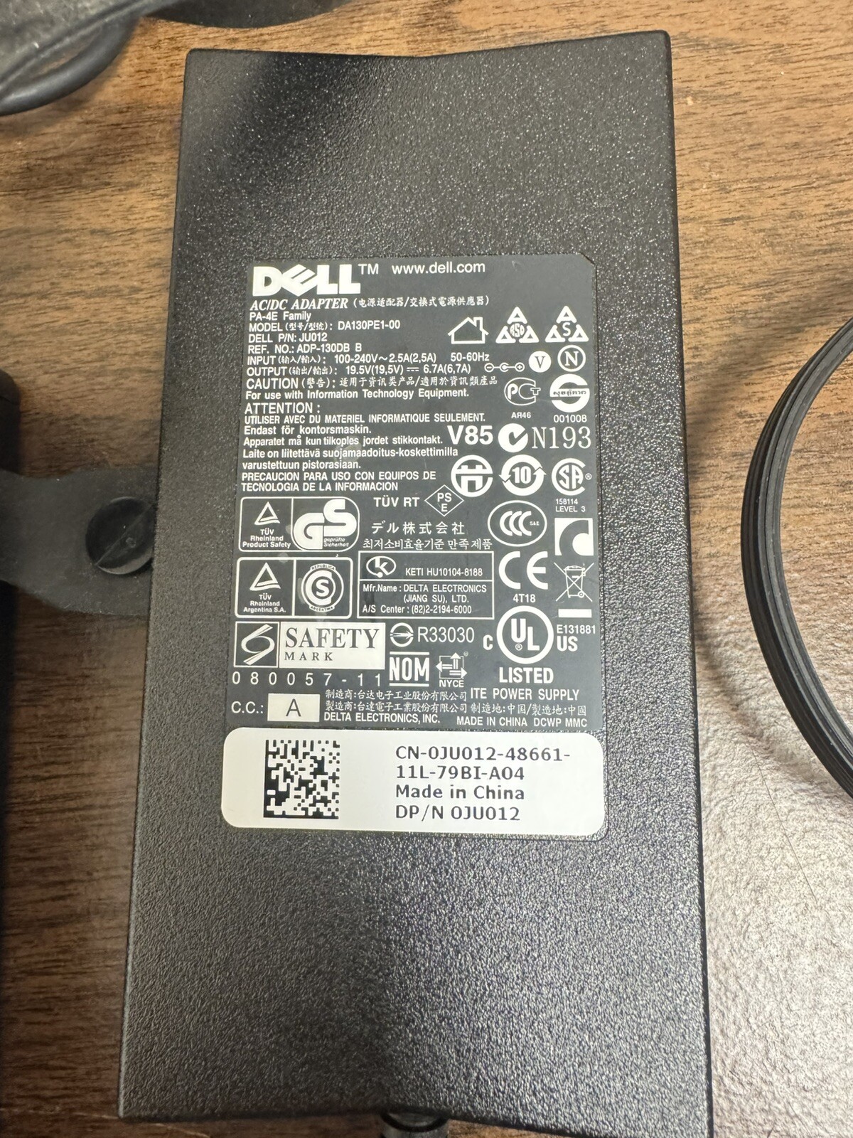 Dell Docking Station D6000 With Power Cord