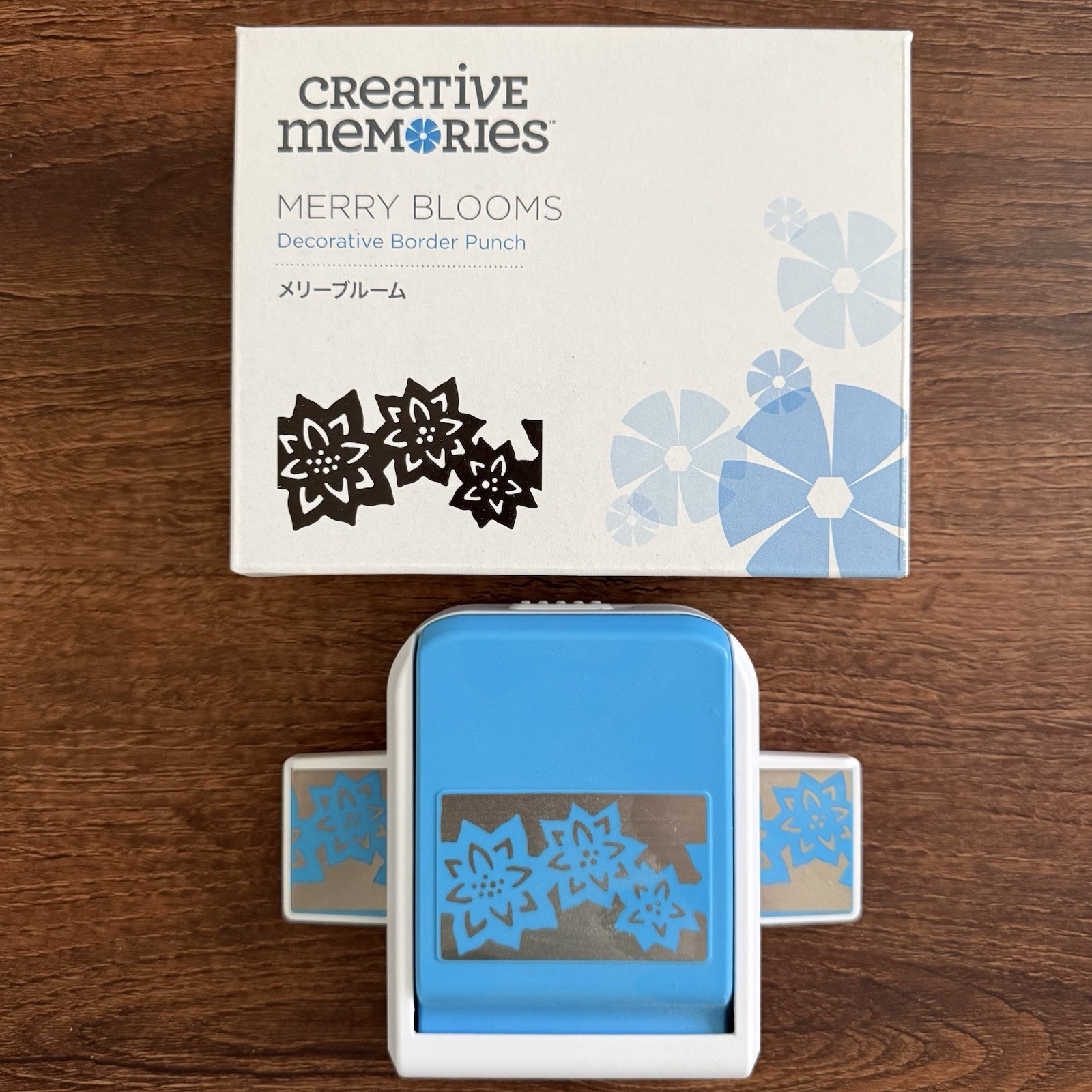 Creative Memories MERRY BLOOMS Decorative Border Punch New in Box
