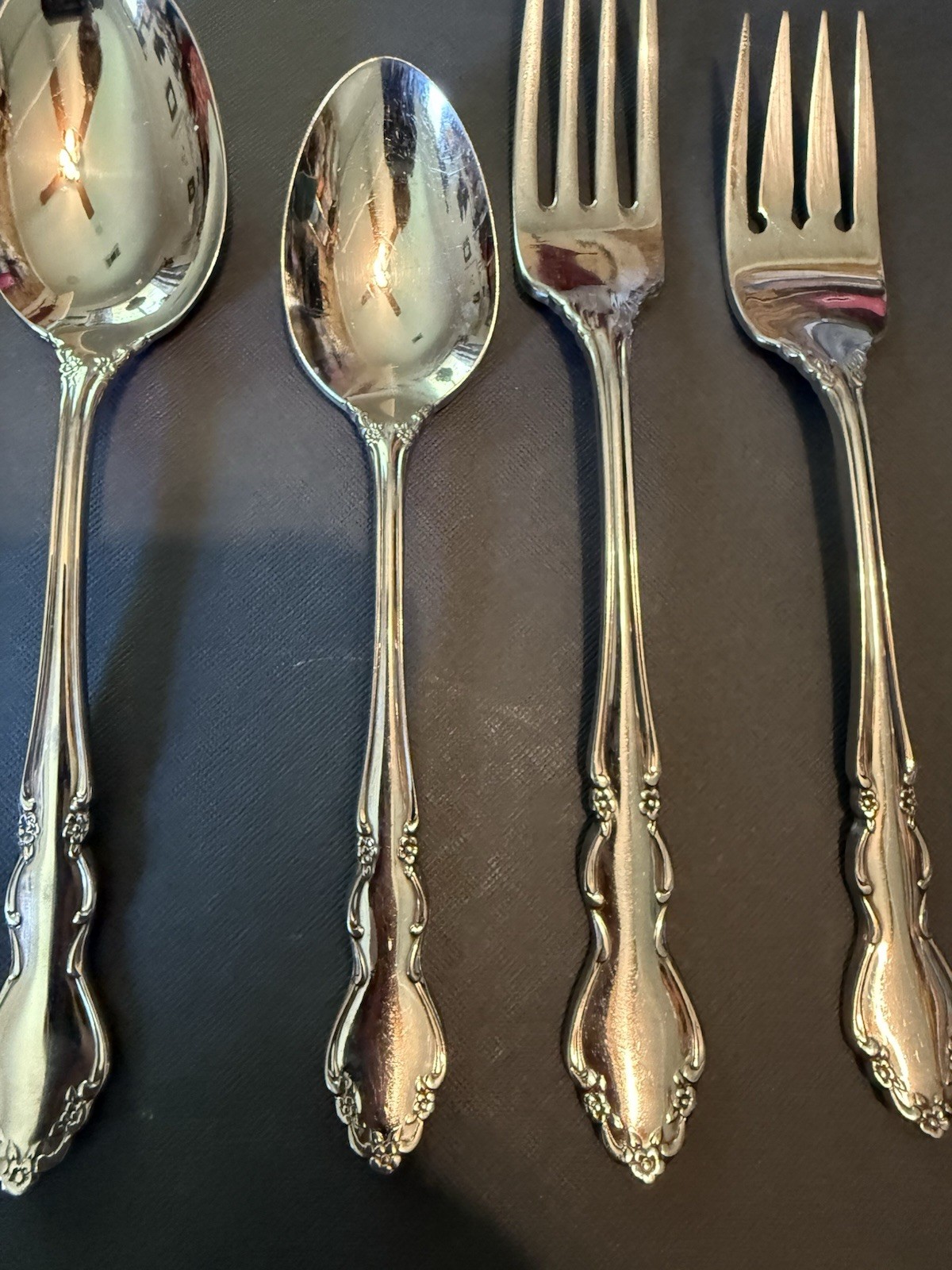 Oneida Dover Stainless Steel Flatware Set - 5 Pc place setting mult available