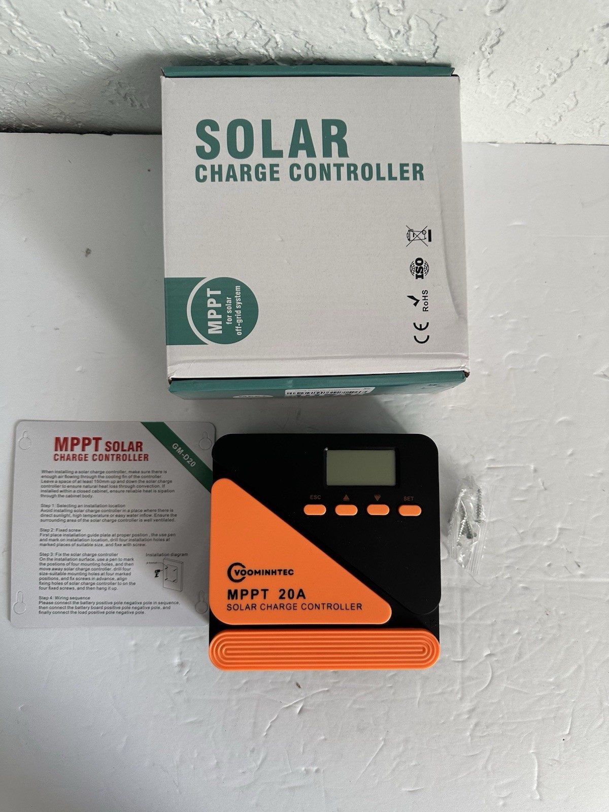 20A MPPT Solar Charge Controller 12V/24V Auto Adaptive Dual 5V/3A USB Chargin...
