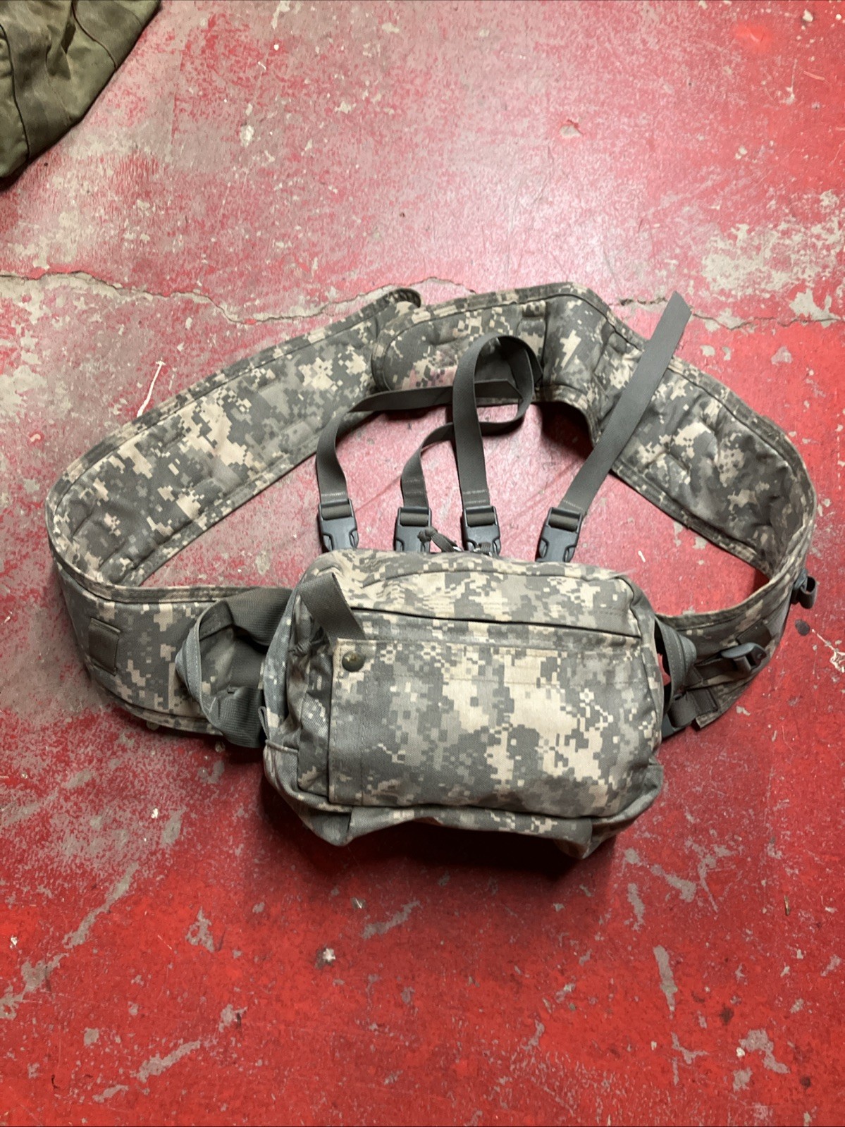 MILITARY FIRST AID TRAUMA KIT CLS BAG COMBAT MEDICAL BANDAGES SUPPLY LOT C
