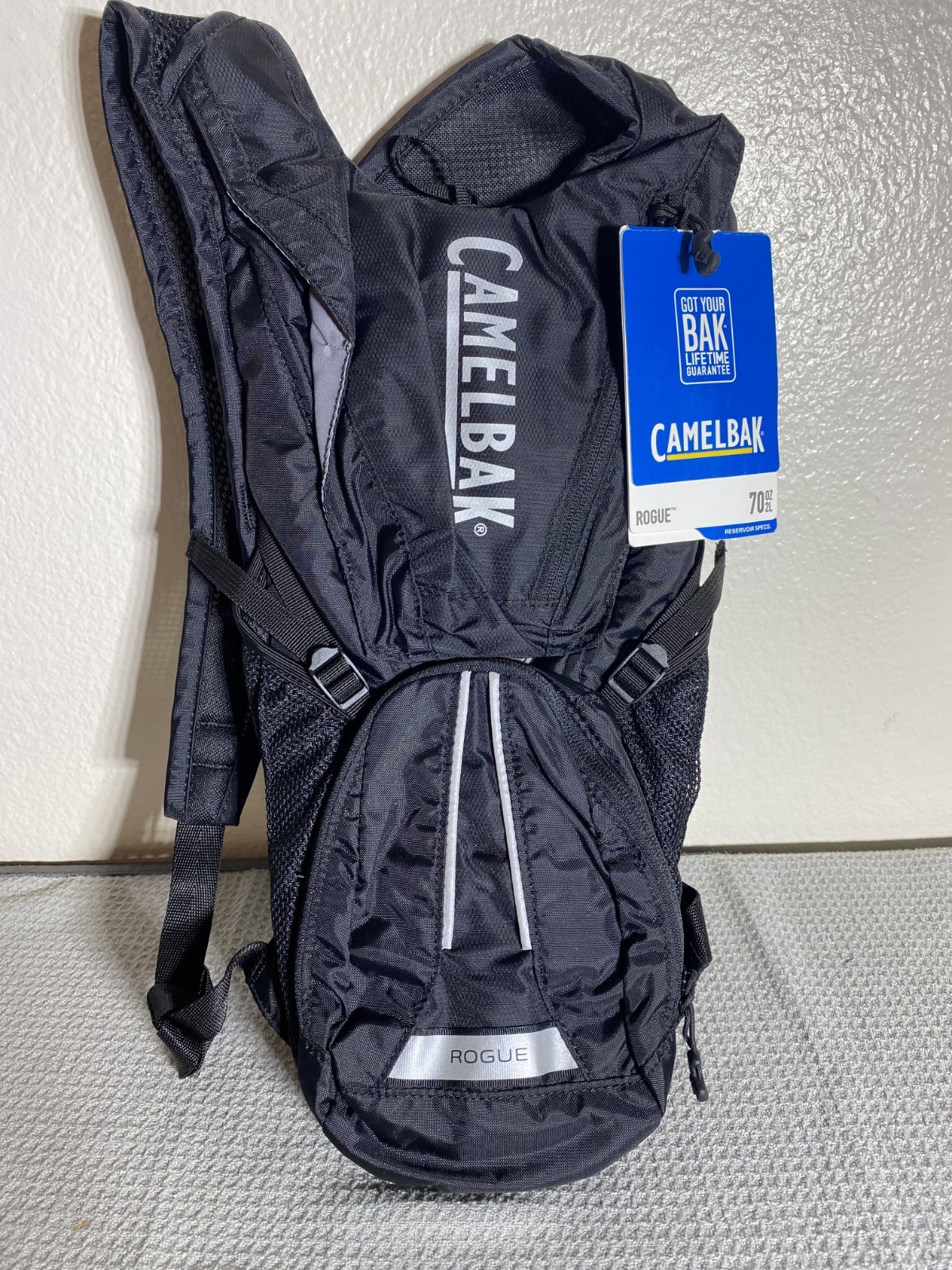 Black CamelBak Rogue Hydration Pack, 2L (70oz) New