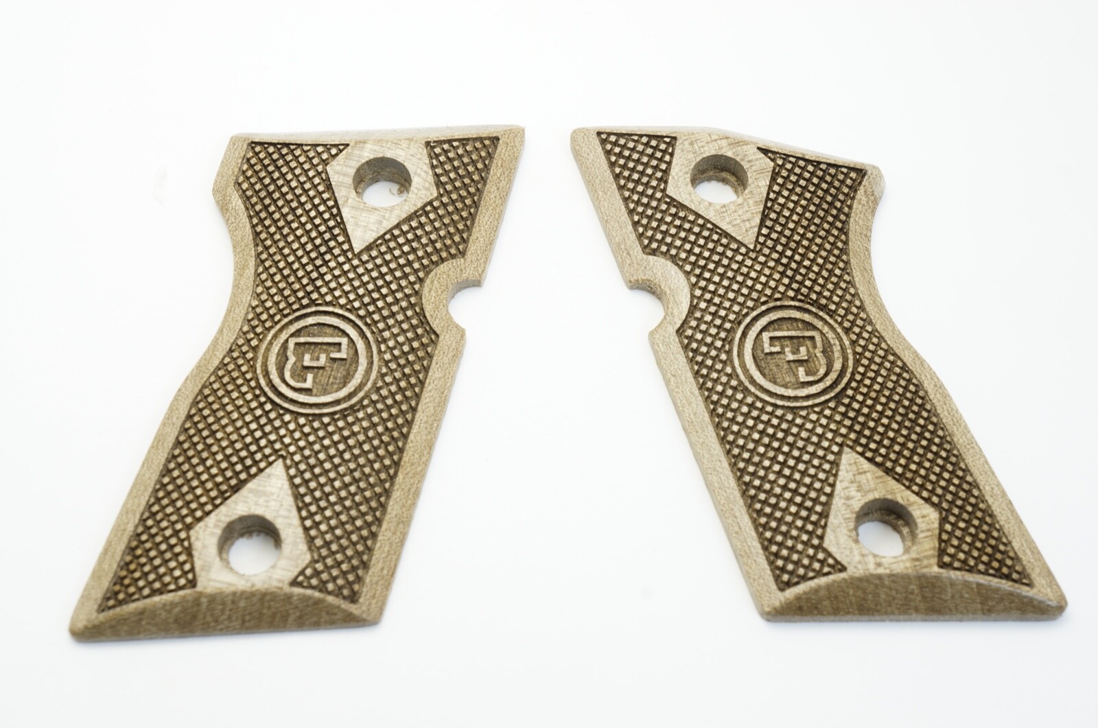 CUSTOM "CHECKERED" HAND MADE WALNUT  PISTOL GRIPS FITS CZ 2075 RAMI & BD