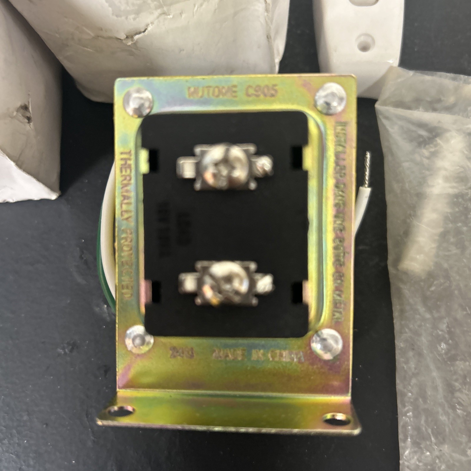 2 NIB NuTone C905 Door Bells