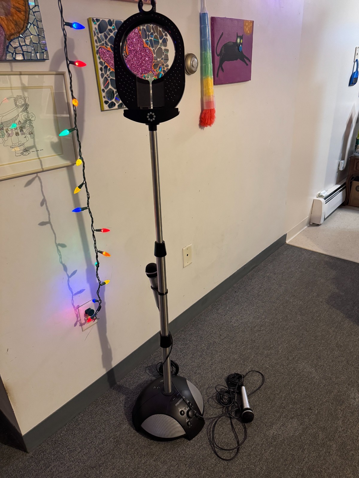 Memorex MKS-SS2 SingStand 2 Home Karaoke System w/ MIC- TESTED - Works Great