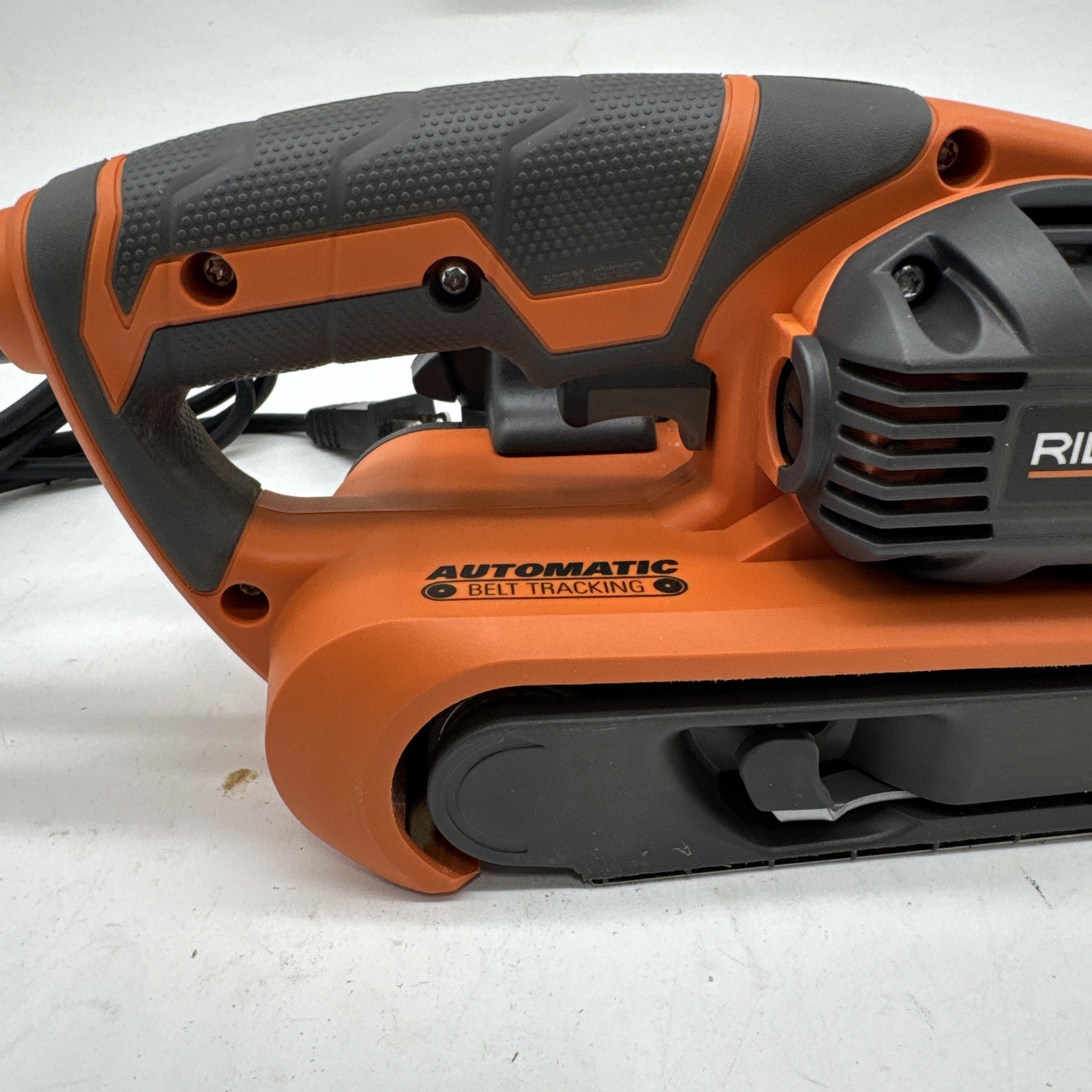 RIDGID R2740 Heavy Duty Variable Speed Belt Sander D71