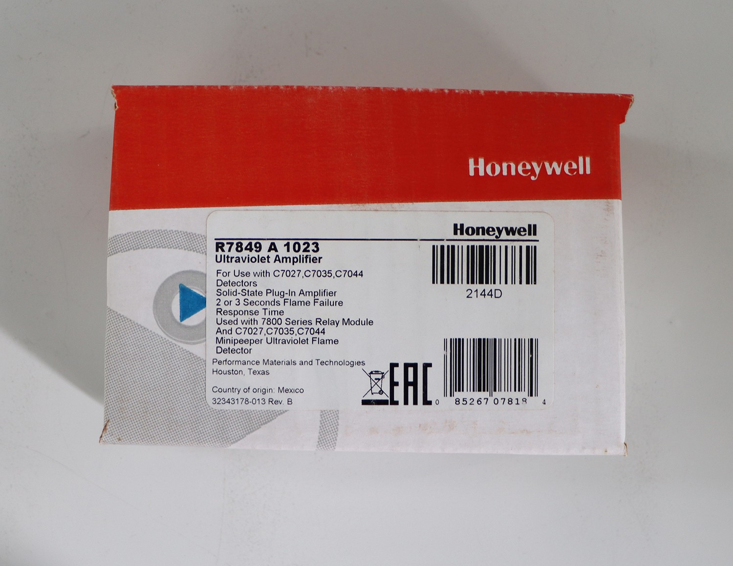 Honeywell R7849A1023 Flame Amplifier, Ultraviolet used w/ 7800 Series Relay Modu