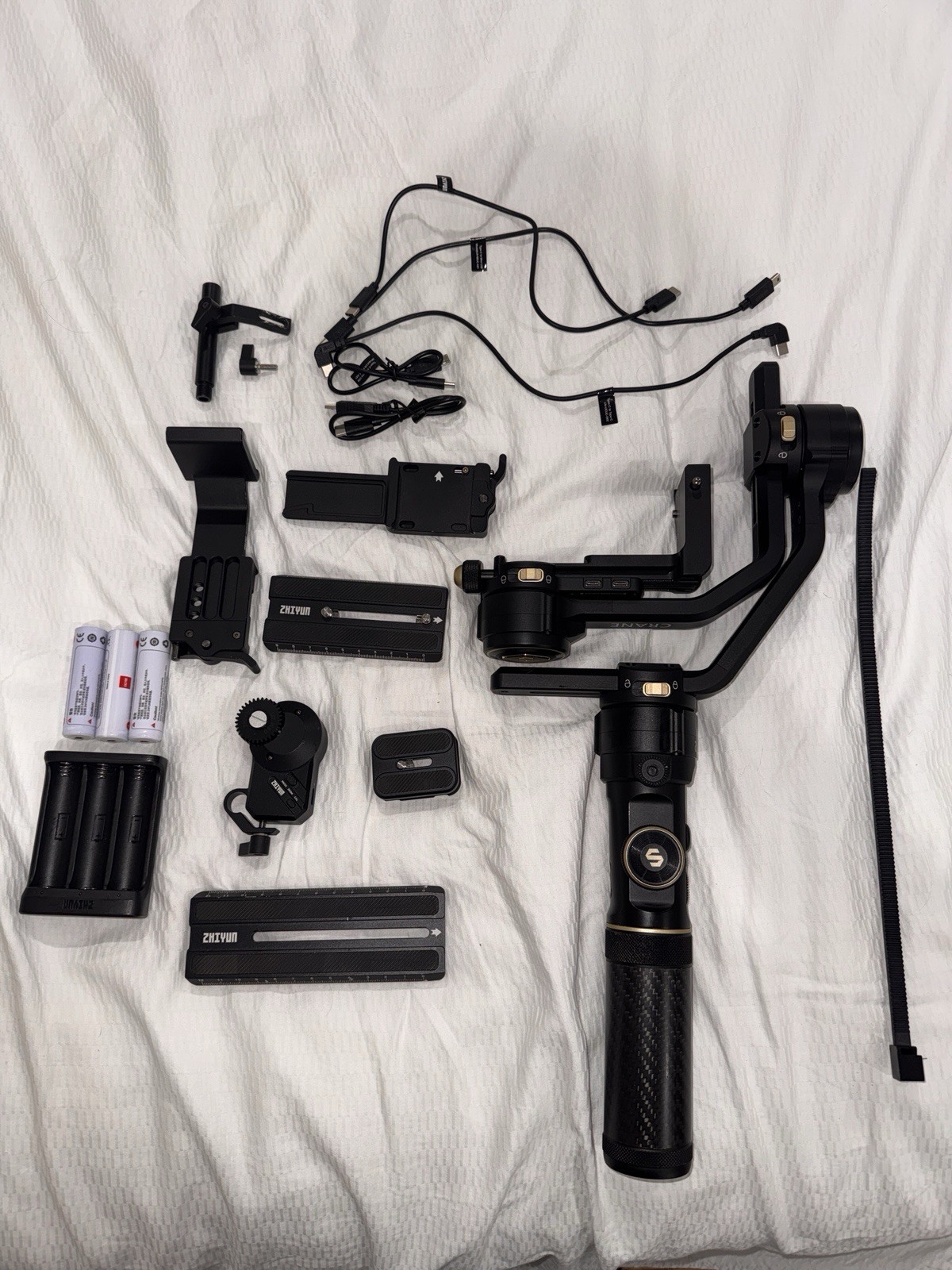 USED - ZHIYUN CRANE 2S HANDHELD 3-AXIS GIMBAL STABILIZER