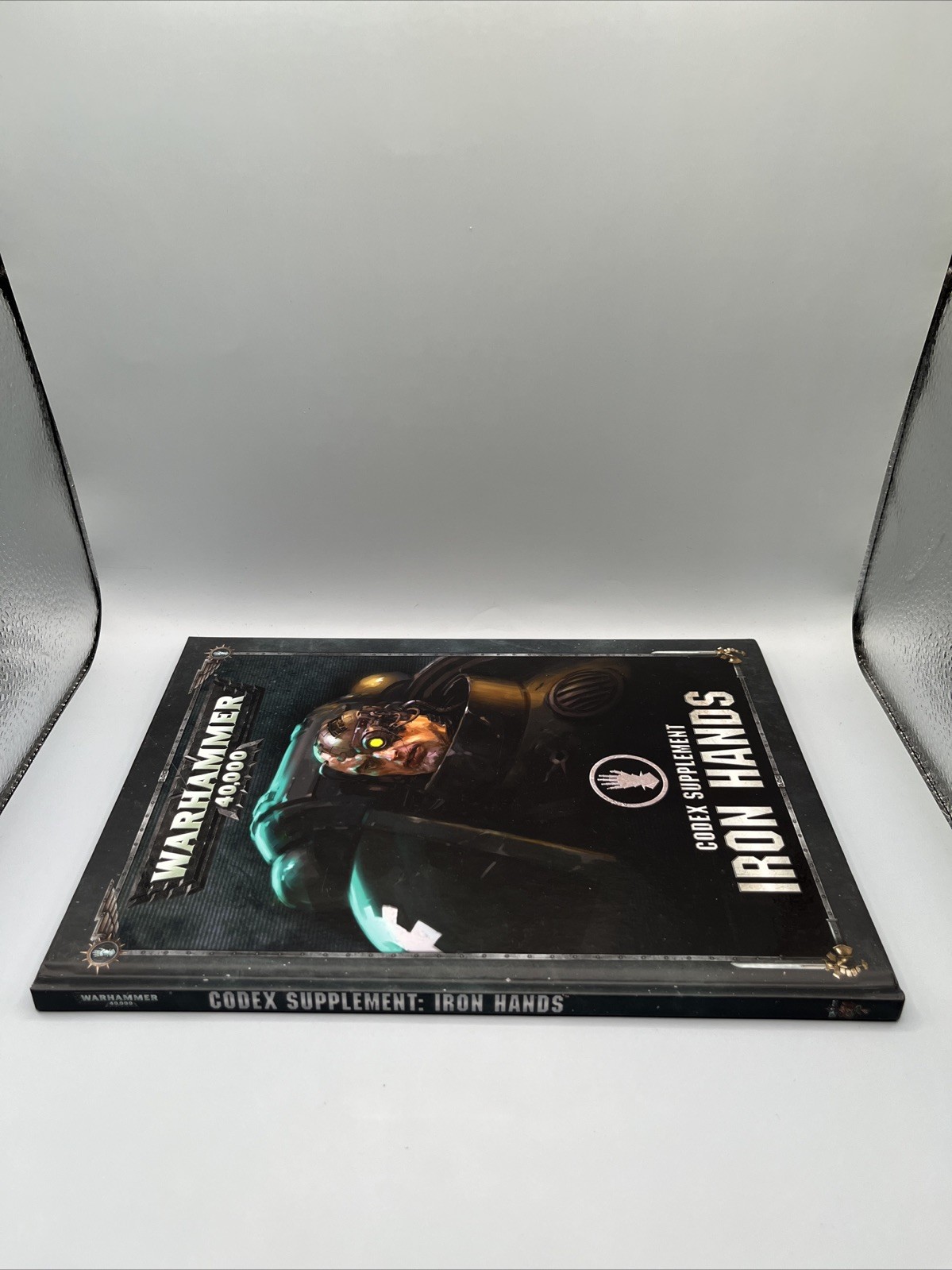 Warhammer 40k Space Marines Codex Supplement Iron Hands 8th Edition 2019