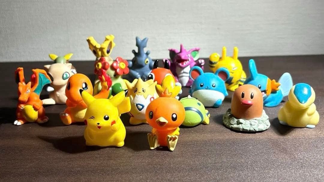 Pokemon Soft Vinyl Finger Puppet Figure Lot Assorted Collectible 15+