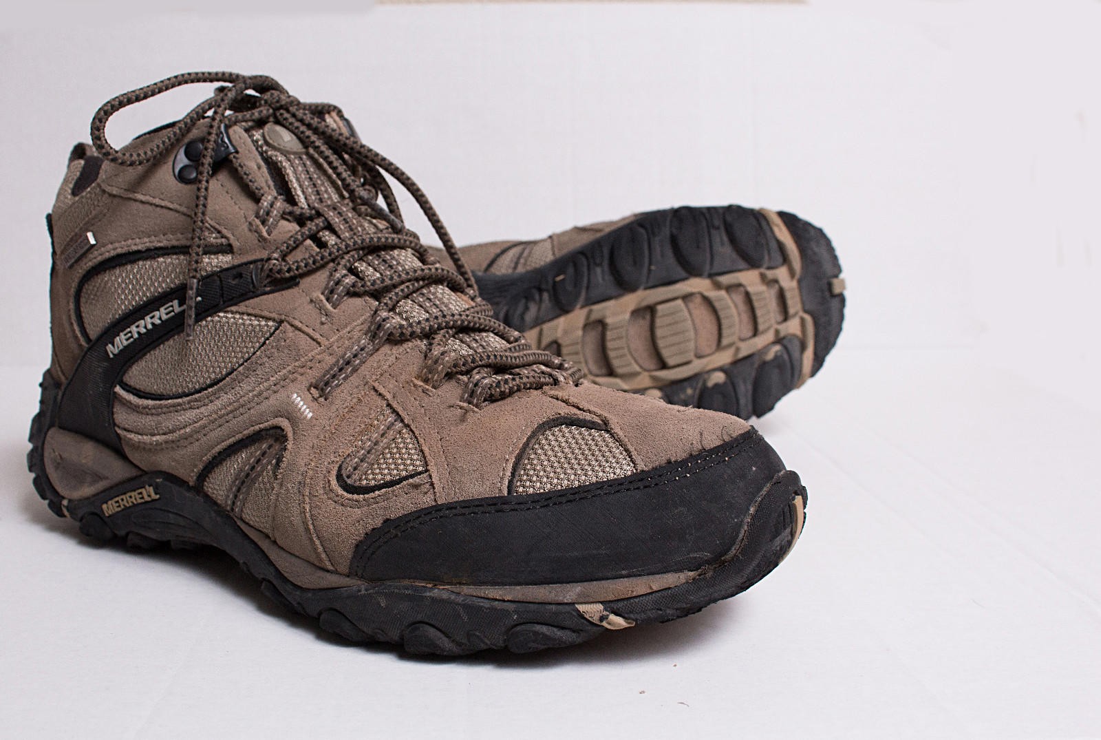 Men's Merrell Yokota Trail Mid Waterproof Brindle Hiking Shoes Sz 11