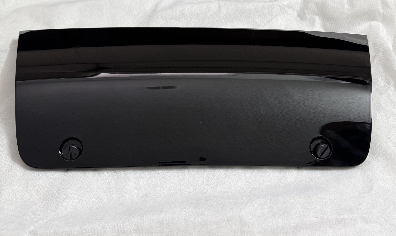 OEM 2022-2025 Rivian R1S Rear Bumper Tow Hitch Cover PT00032793